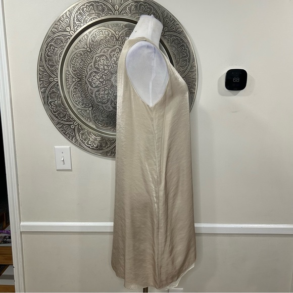 Lola & Sophie Beige Dress Size Medium - Picture 4 of 10